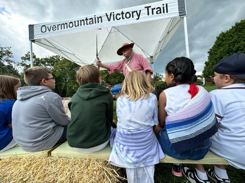 WES 4th Grade Students at the Abingdon Muster Grounds.