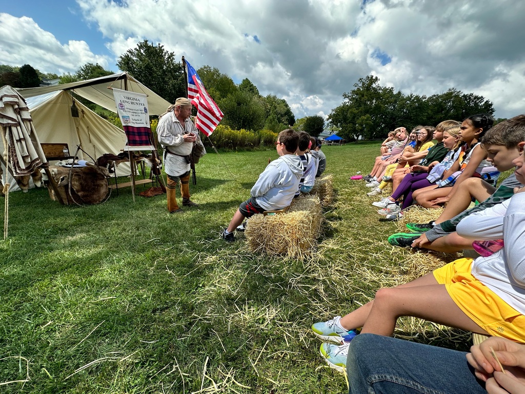 WES 4th Grade Students at the Abingdon Muster Grounds.